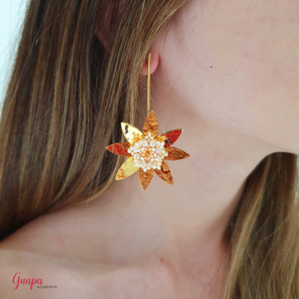 Aretes Flor Bronce con baño de Oro