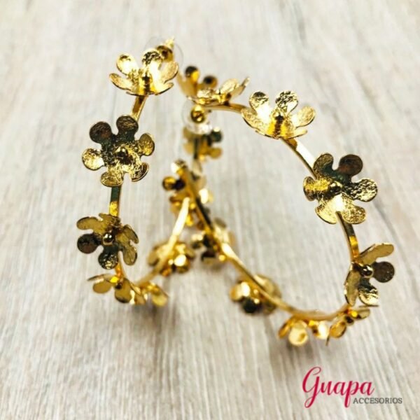Argollas Flores Bronce con baño de Oro