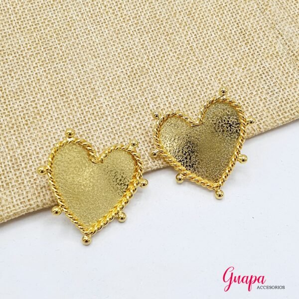 Aretes Corazón Bronce con baño de Oro