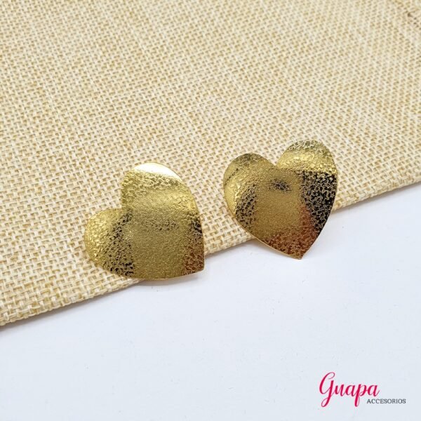 Aretes Corazón Bronce con baño de Oro