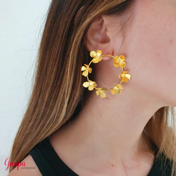 Aretes Flores Bronce con baño de Oro