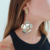 Aretes Flor Bronce con baño de Níquel