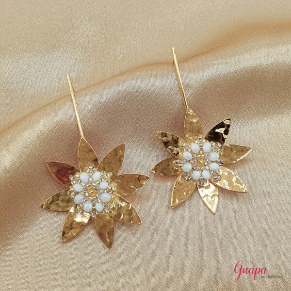 Aretes Flor Bronce con baño de Oro