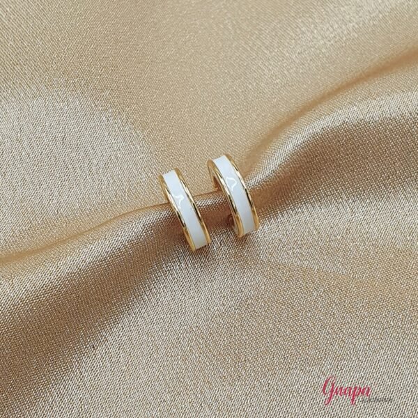 Earcuffs