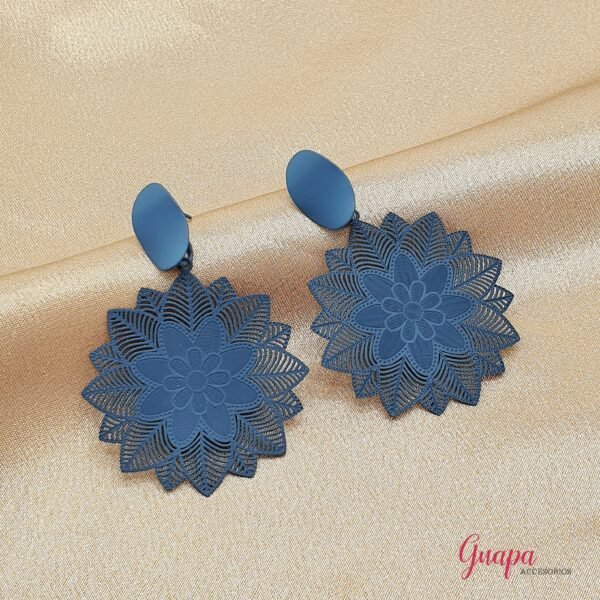 Aretes Mandala