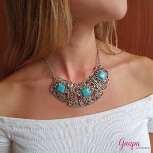 Collar Metálico Plateado