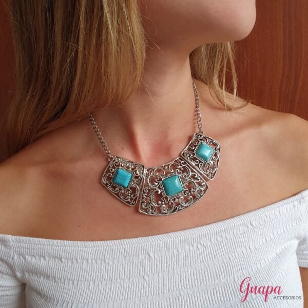 Collar Metálico Plateado