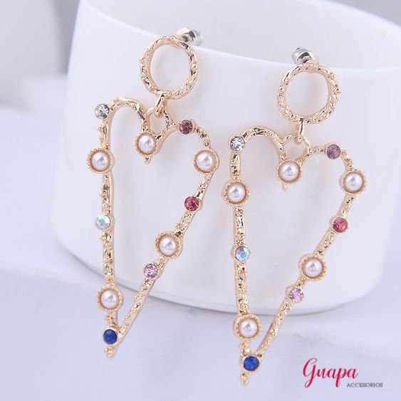 Aretes Corazón & Perlas