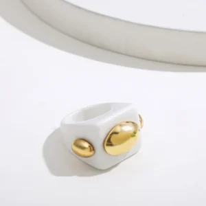 Anillo Chunky Acrílico