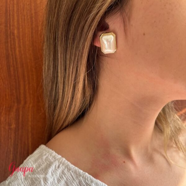 Aretes Goldfilled & Perla Sintética
