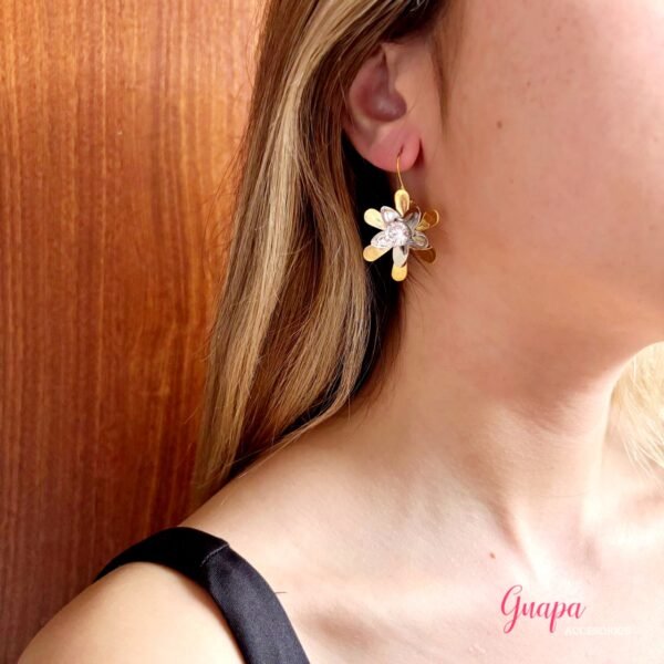 Aretes Acero Flor Gold & Silver