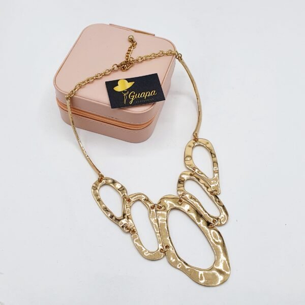 Collar Metálico Dorado