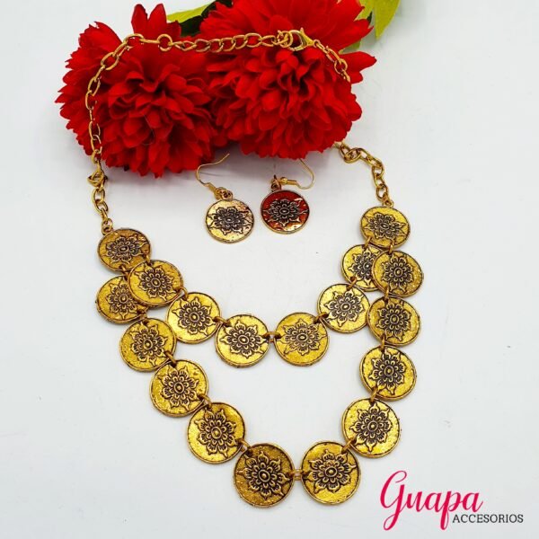 Collar Metálico