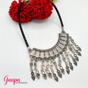 Collar Metálico Plateado