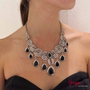 Collar Metálico Plateado Envejecido