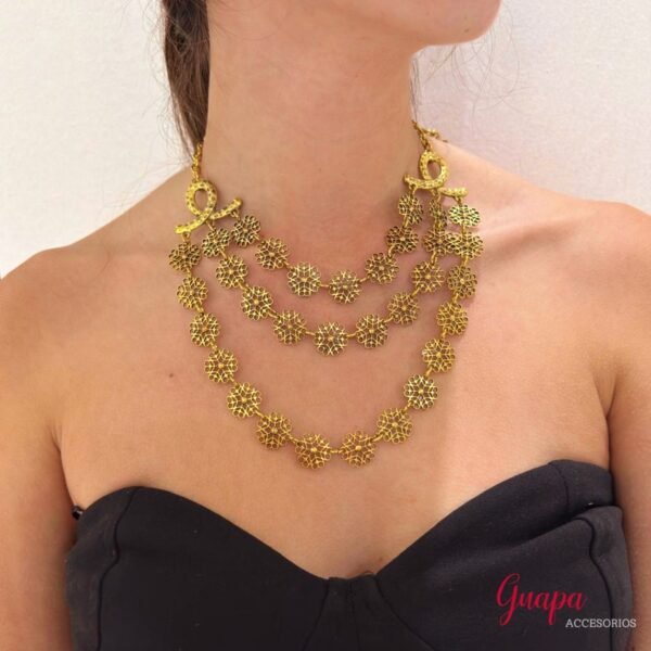 Collar Metálico Dorado