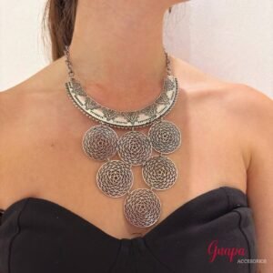 Collar Metálico Plateado