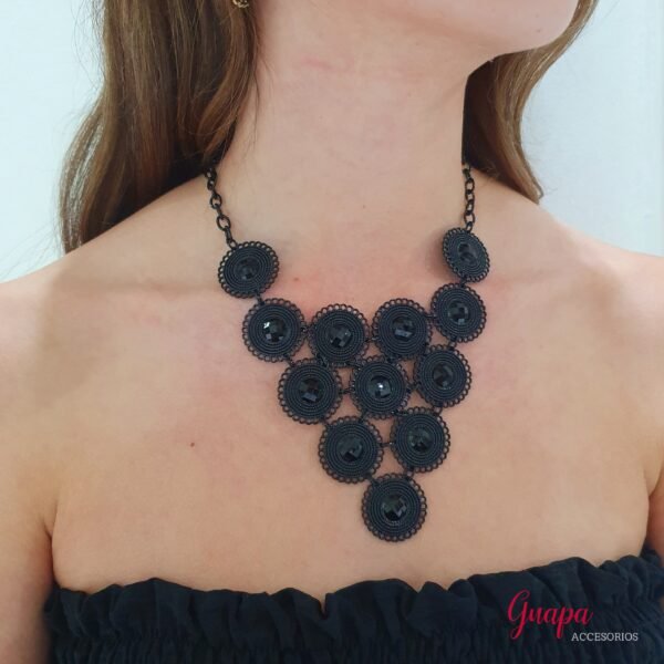 Collar Metálico