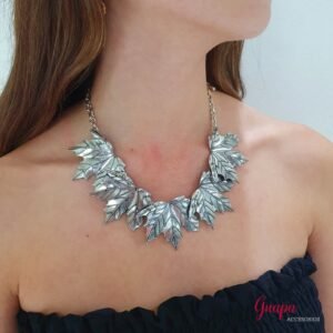 Collar Metálico Plateado