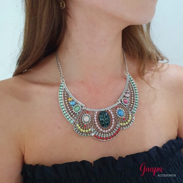 Collar Metálico Plateado