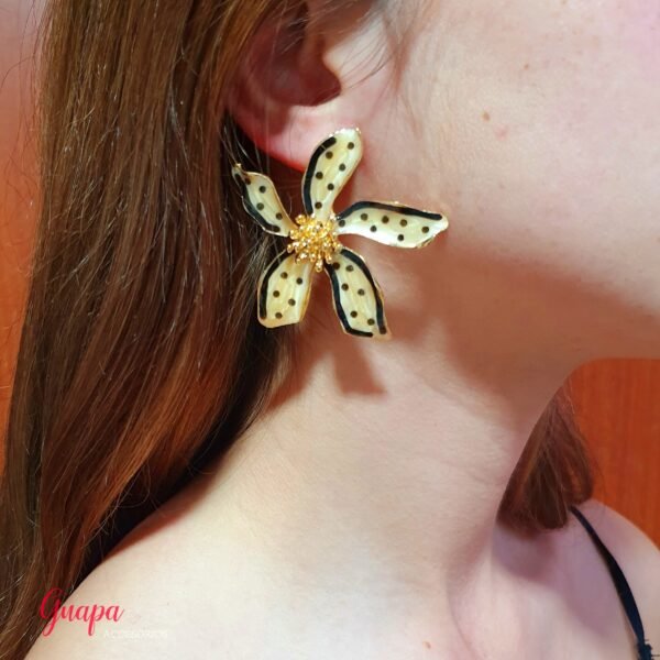 Aretes Flor Fantasía