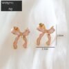 Aretes Lazo