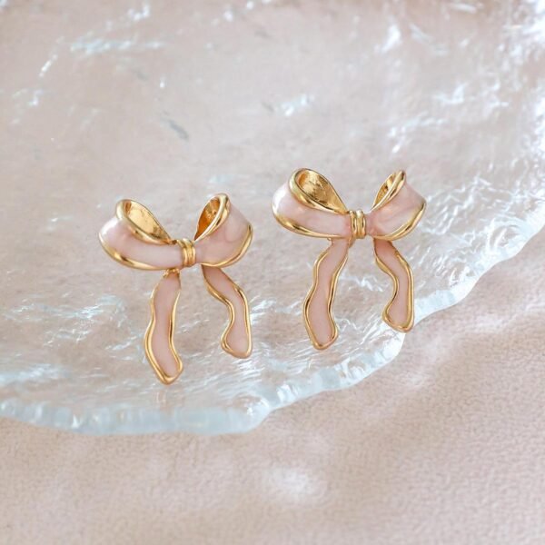 Aretes Lazo