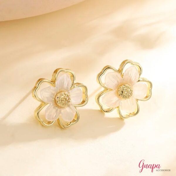 Photo_1674706629076 Aretes Mini Flor