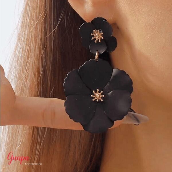 Photo_1760466928537 Aretes Doble Flor