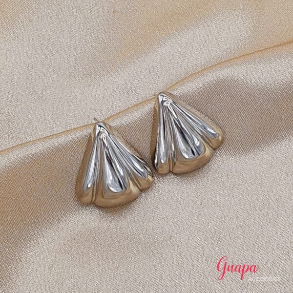 Photo_1764034996960 Aretes Acero Triángulo