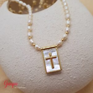 Photo_1774483870096 Collar Goldfilled con Perlas de río & Cruz