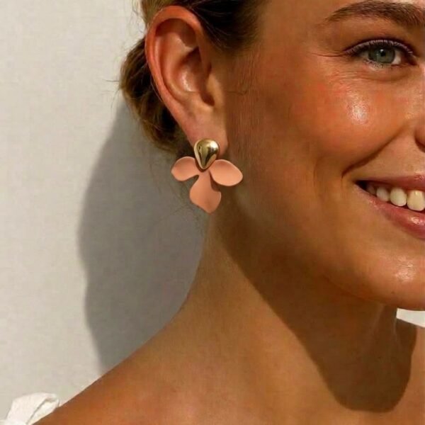 Aretes Goldfilled Media Flor